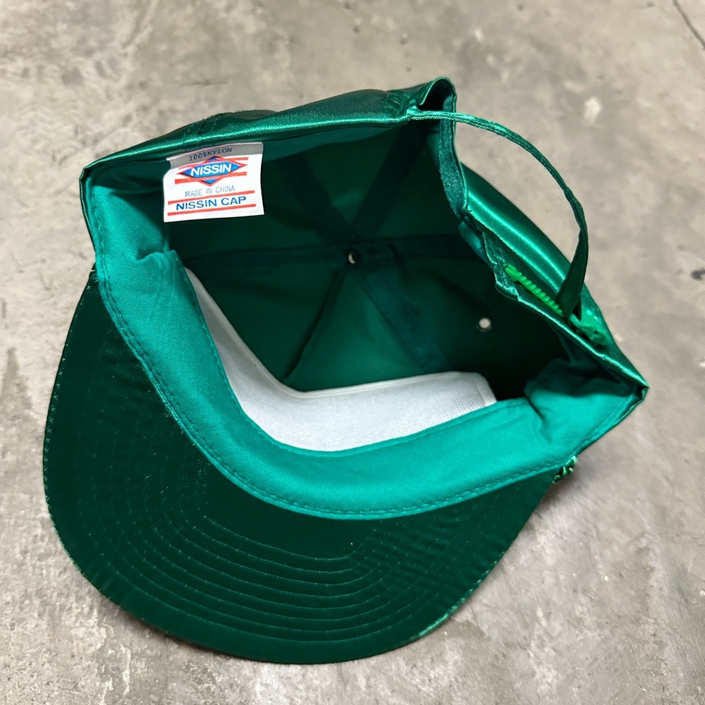 Dead stock satin hat - Picture 2 of 3